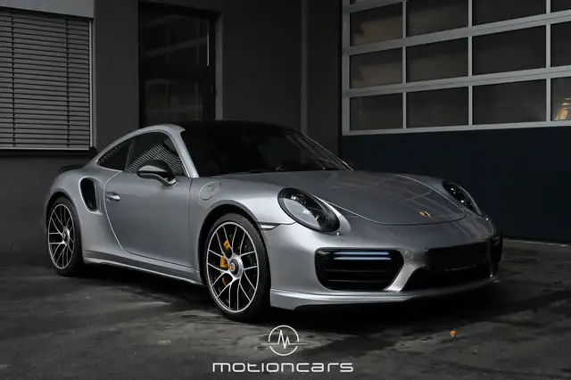 Porsche 991