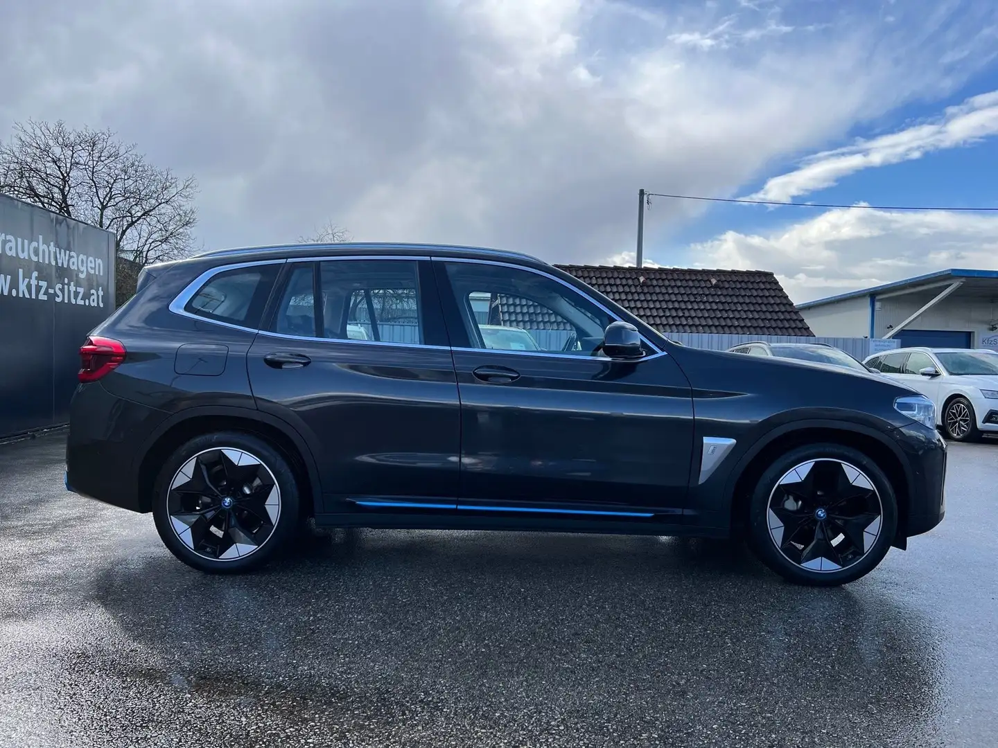 BMW iX3 Impressive | NP: €74.000 Grau - 2