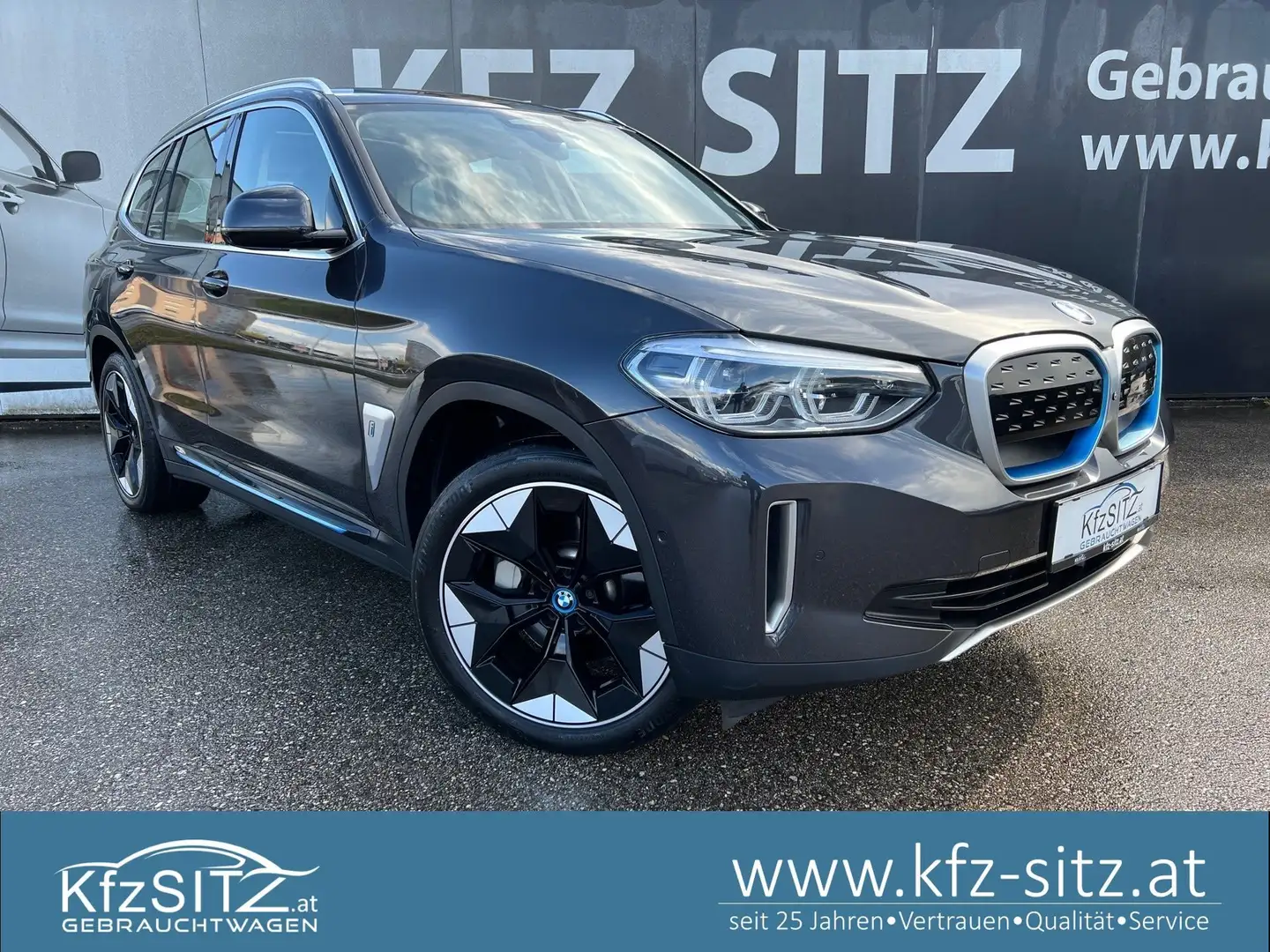 BMW iX3 Impressive | NP: €74.000 Grau - 1