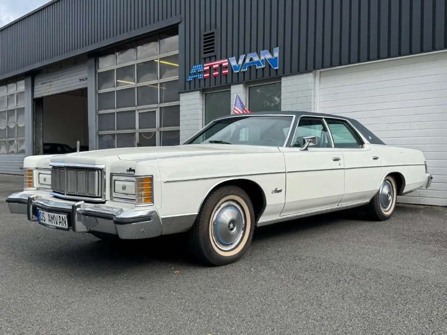 Ford Mercury Marquis in unglaublich gutem Zustand Weiß - 1