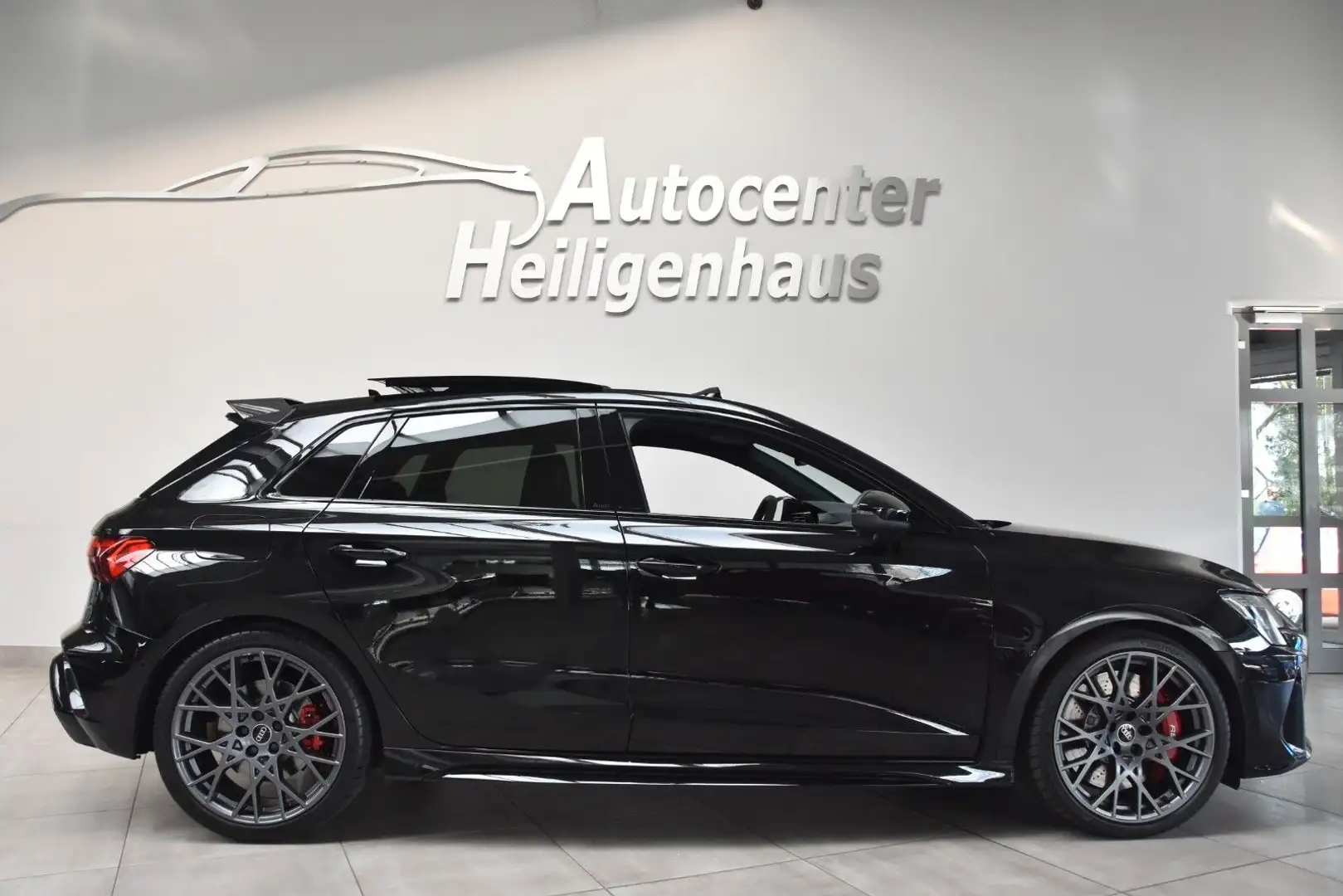 Audi RS3 Matrix RS-Schalensitze Pano Carbon HeadUp280 Schwarz - 2
