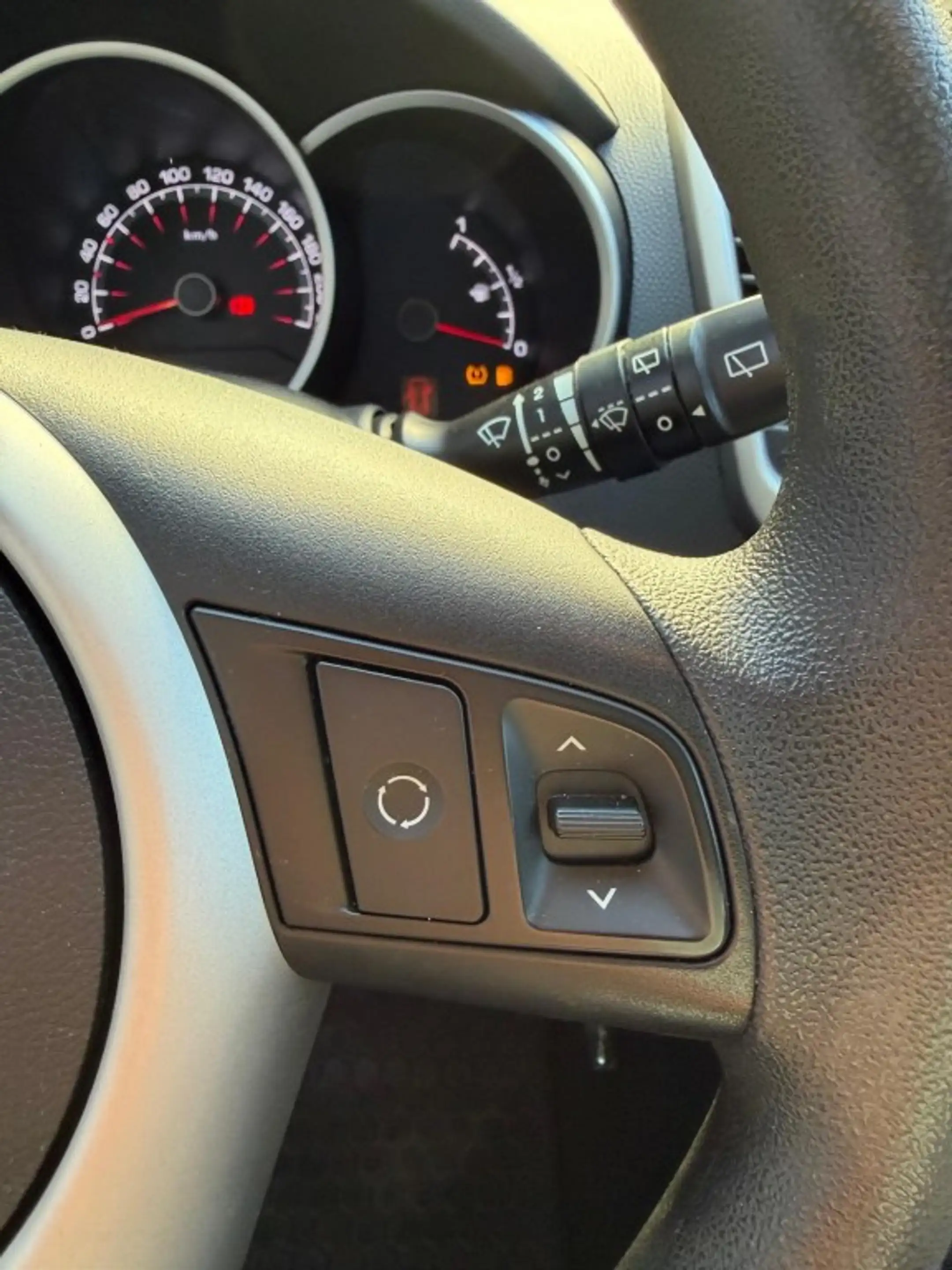Kia Venga 1.4 CVVT EDITION — photo 13
