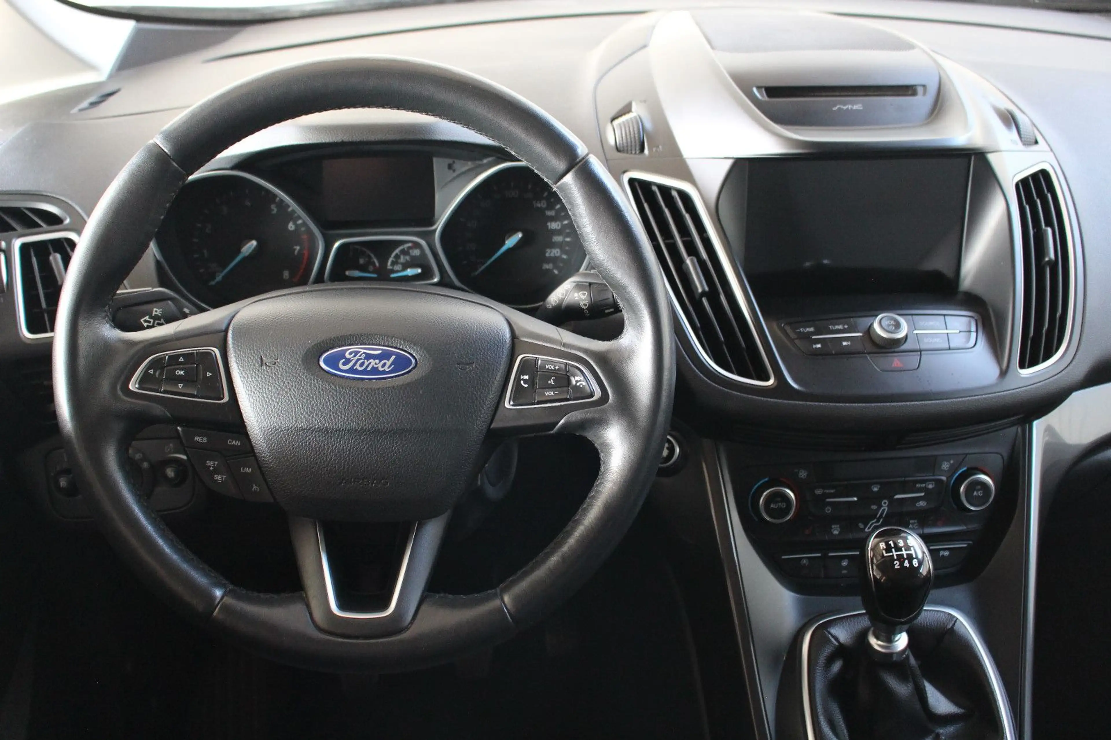 Ford C-Max C-MAX Titanium — photo 11
