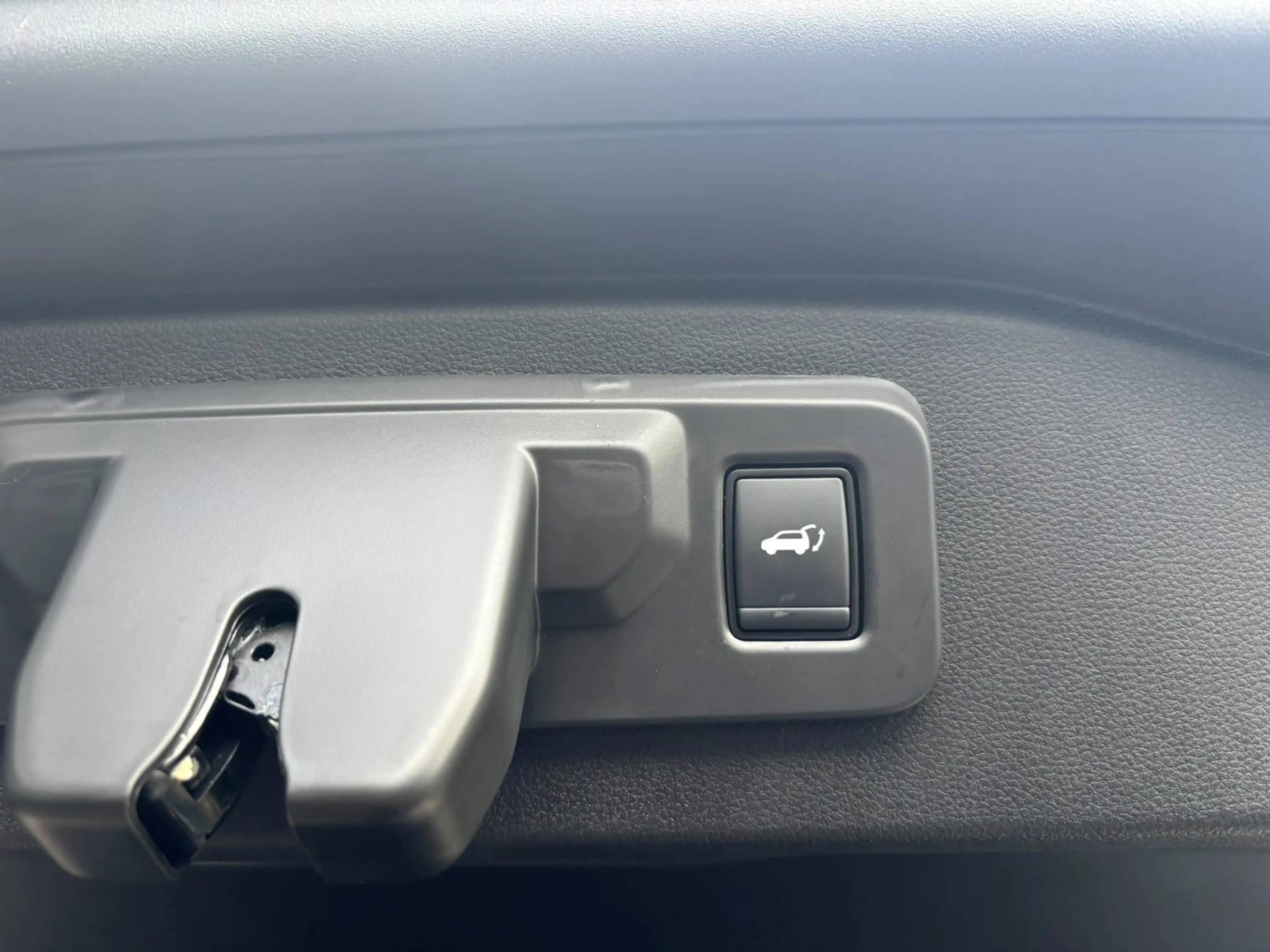 Renault Espace VI Techno E-Tech Hybrid 7 Sitzer — photo 9