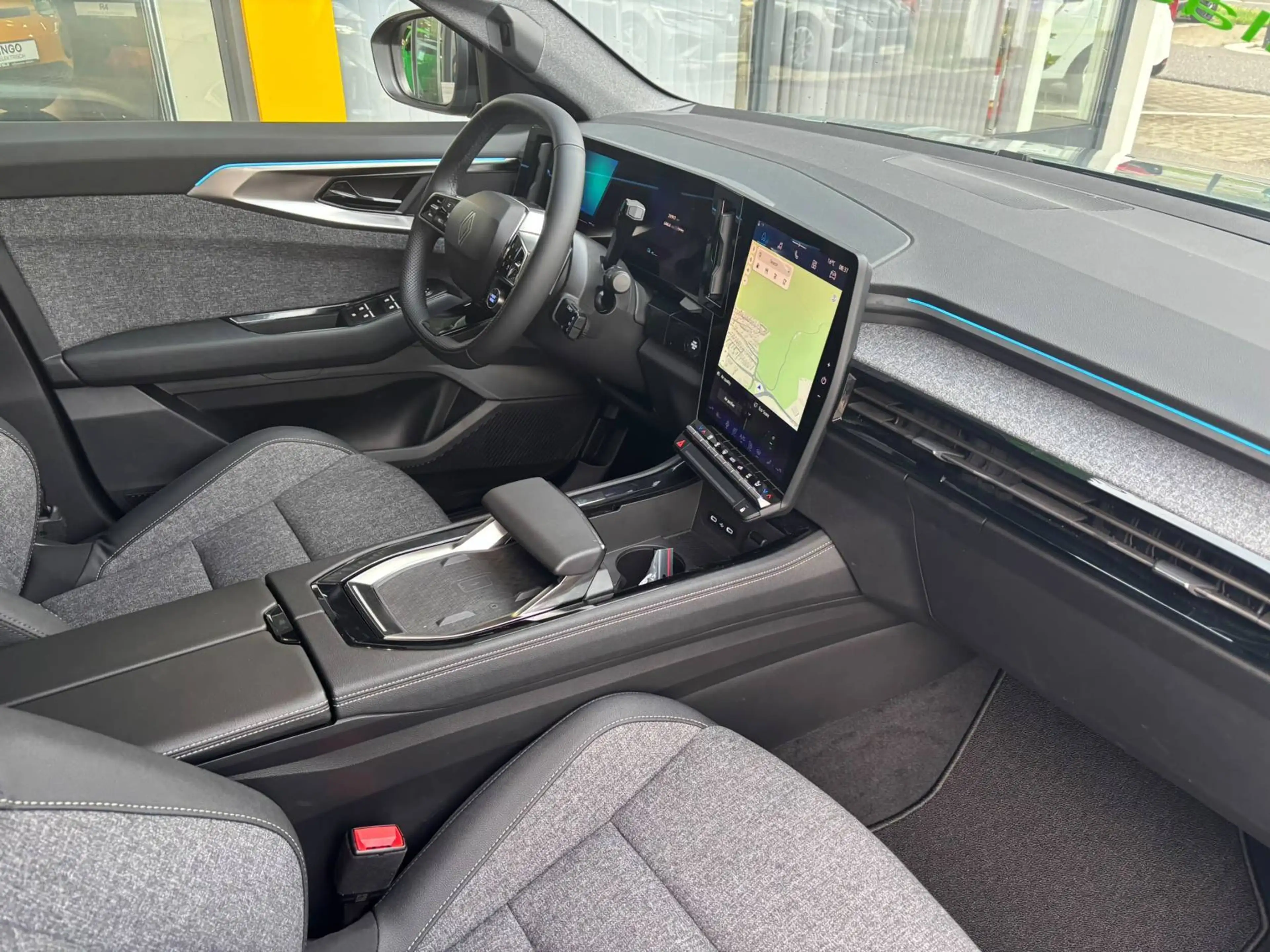 Renault Espace VI Techno E-Tech Hybrid 7 Sitzer — photo 13