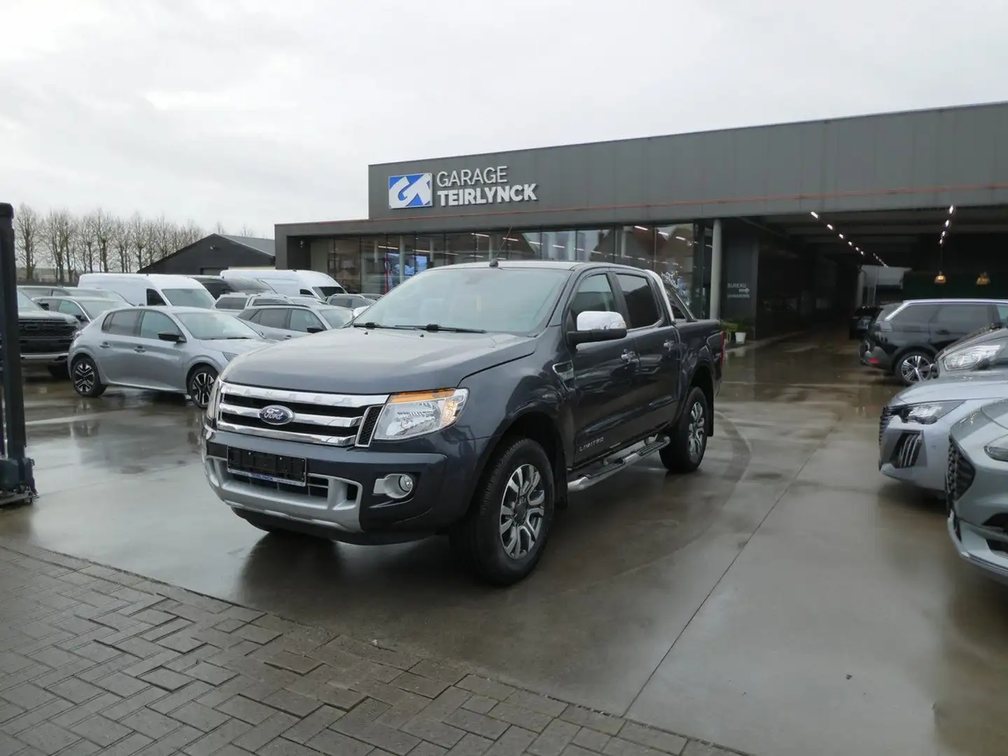 Ford Ranger 2.2 TDCi 160pk 4x4 Limited Camera (16565) Gris - 1