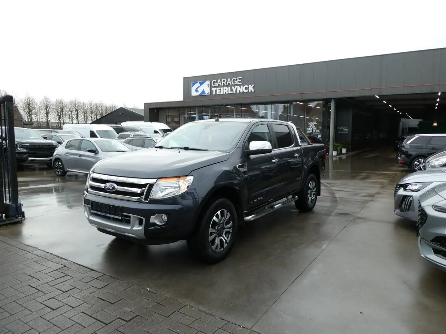 Ford Ranger 2.2 TDCi 160pk 4x4 Limited Camera (16565) Gris - 2