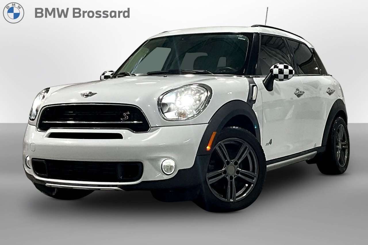 2015 MINI Countryman Base Essential | Heated front seats / Essentiel |