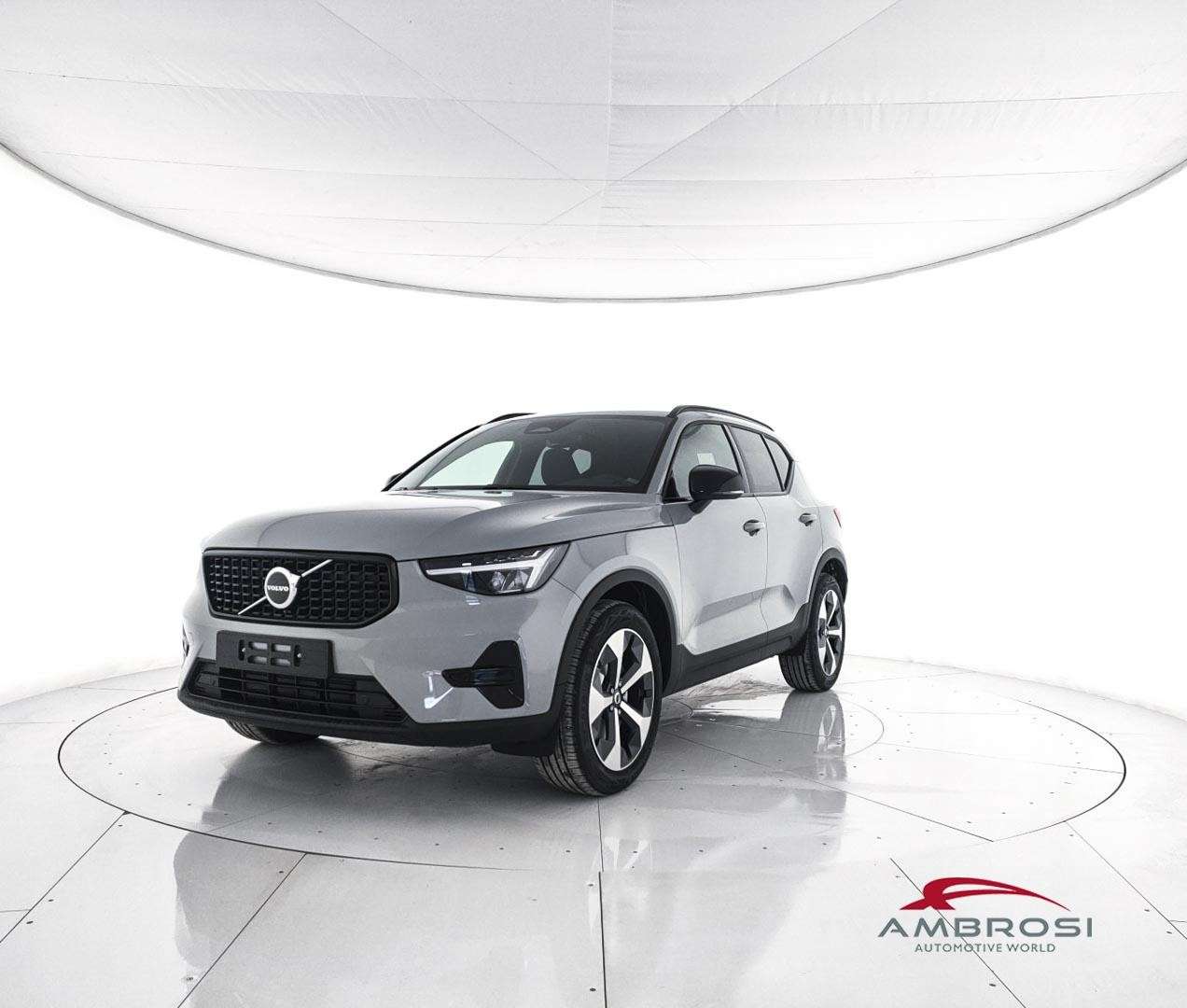 Volvo XC40 2026