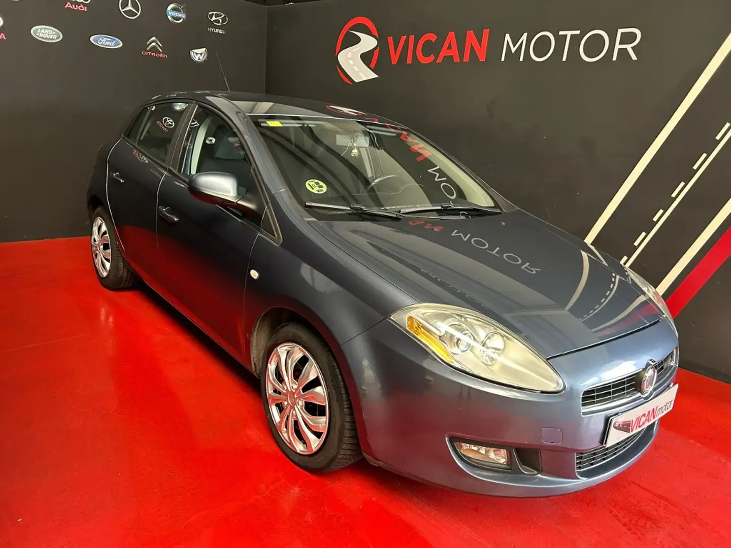 Fiat Bravo 1.9Mjt Dynamic 120 Gris - 1