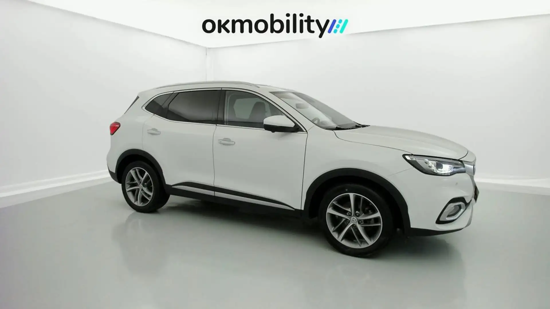 MG HS 1.5 T-GDI Luxury Blanco - 2