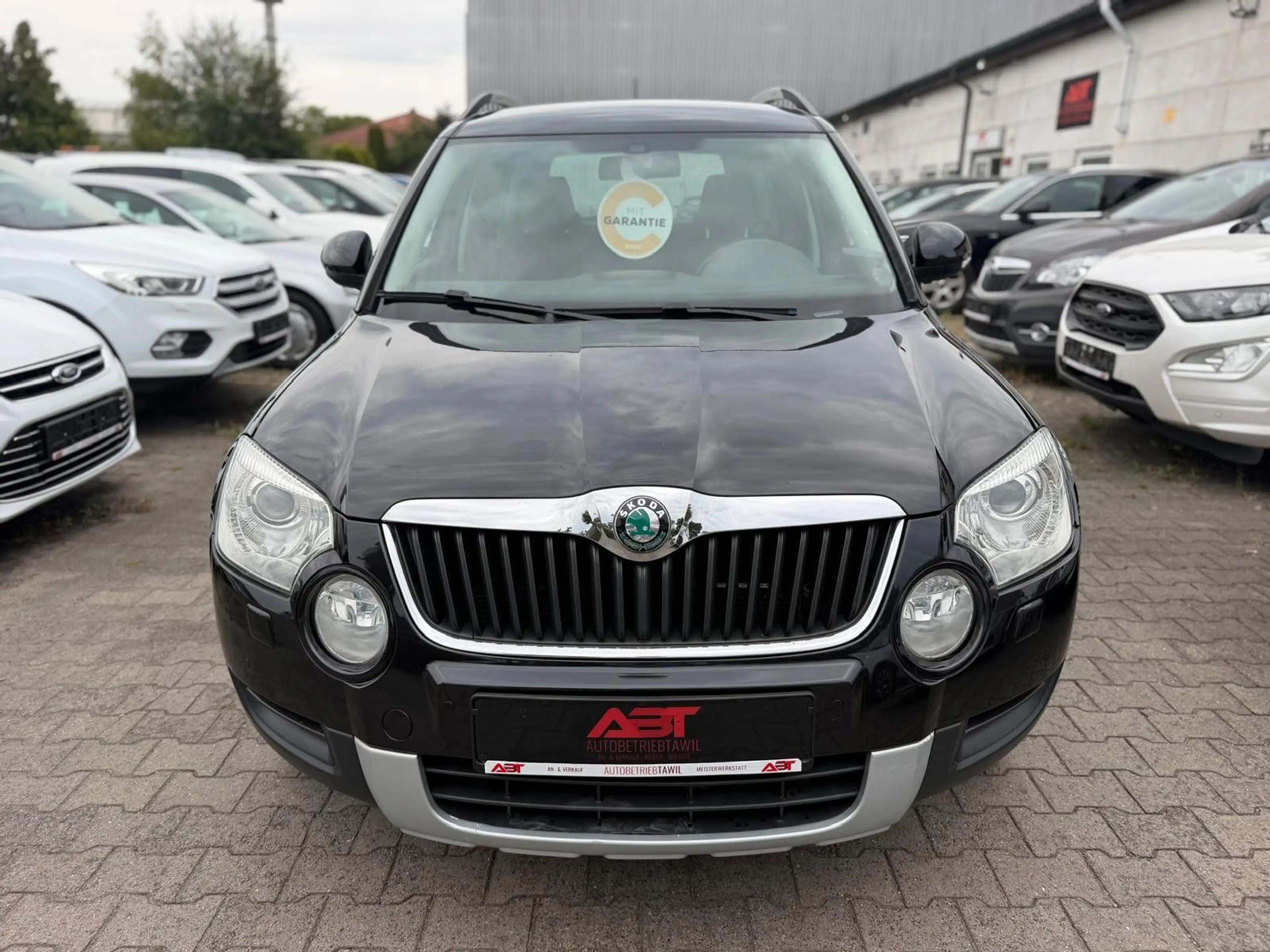 Skoda Yeti 1.2, TÜV NEU, Klima, PDC, Xenon, SZH, 1Hand — photo 8