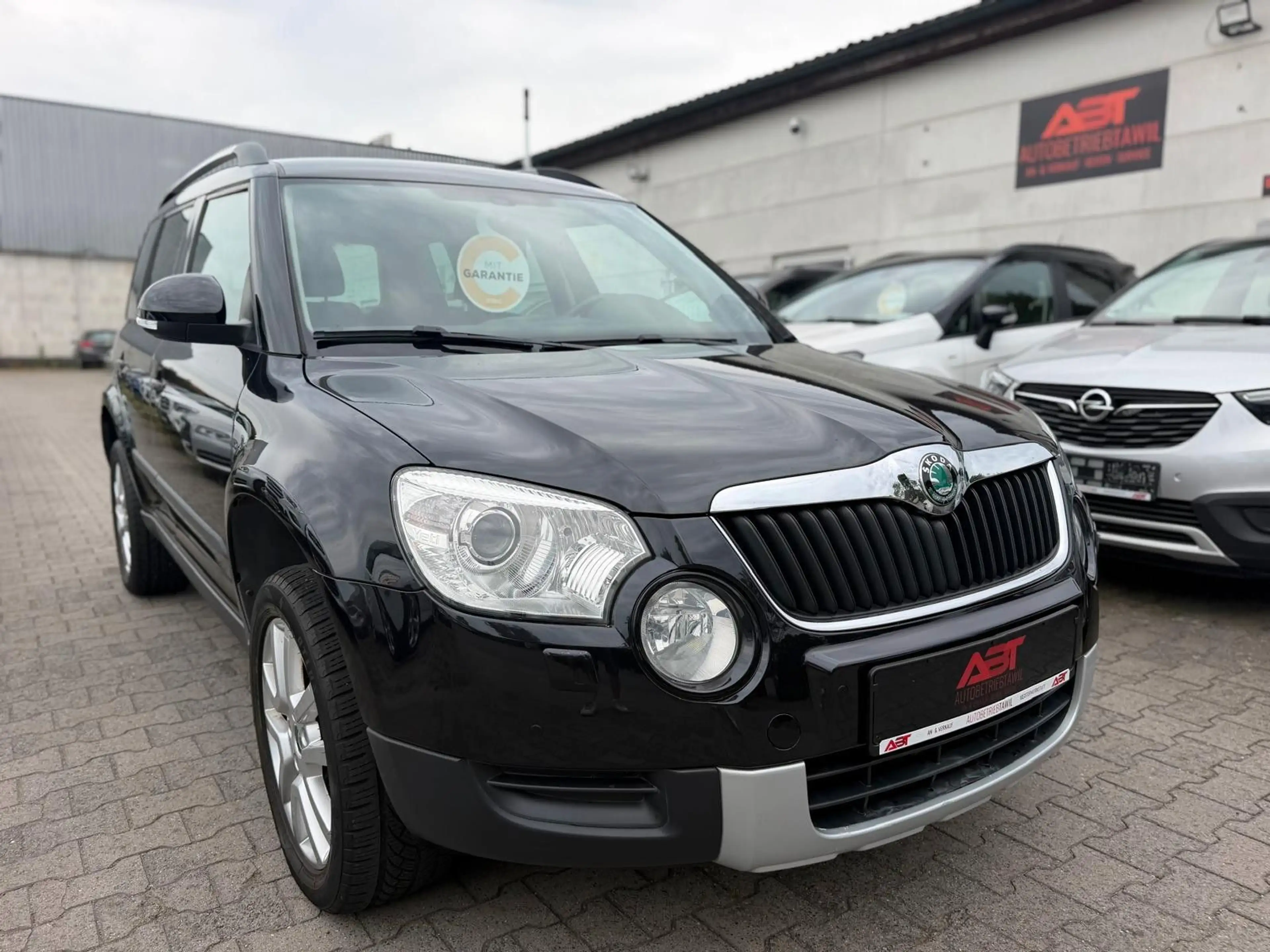 Skoda Yeti 1.2, TÜV NEU, Klima, PDC, Xenon, SZH, 1Hand