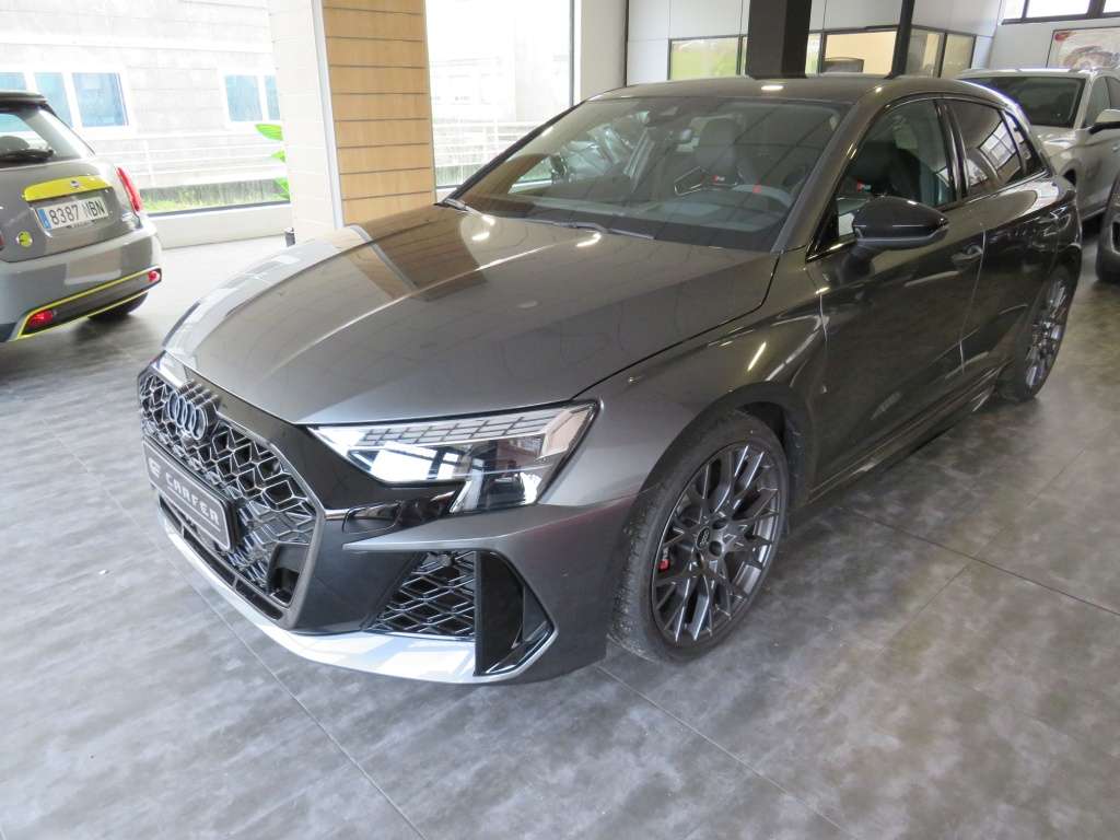 Audi RS3 Sportback quattro S tronic 294kW - foto 1