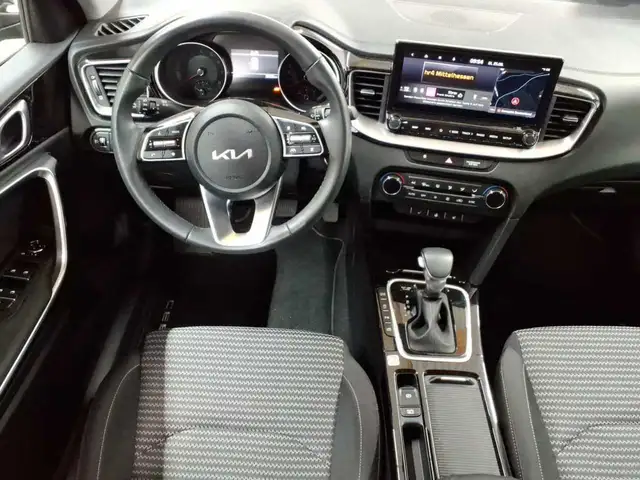 Kia Ceed view 10
