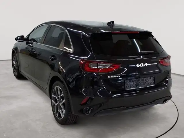 Kia Ceed view 5