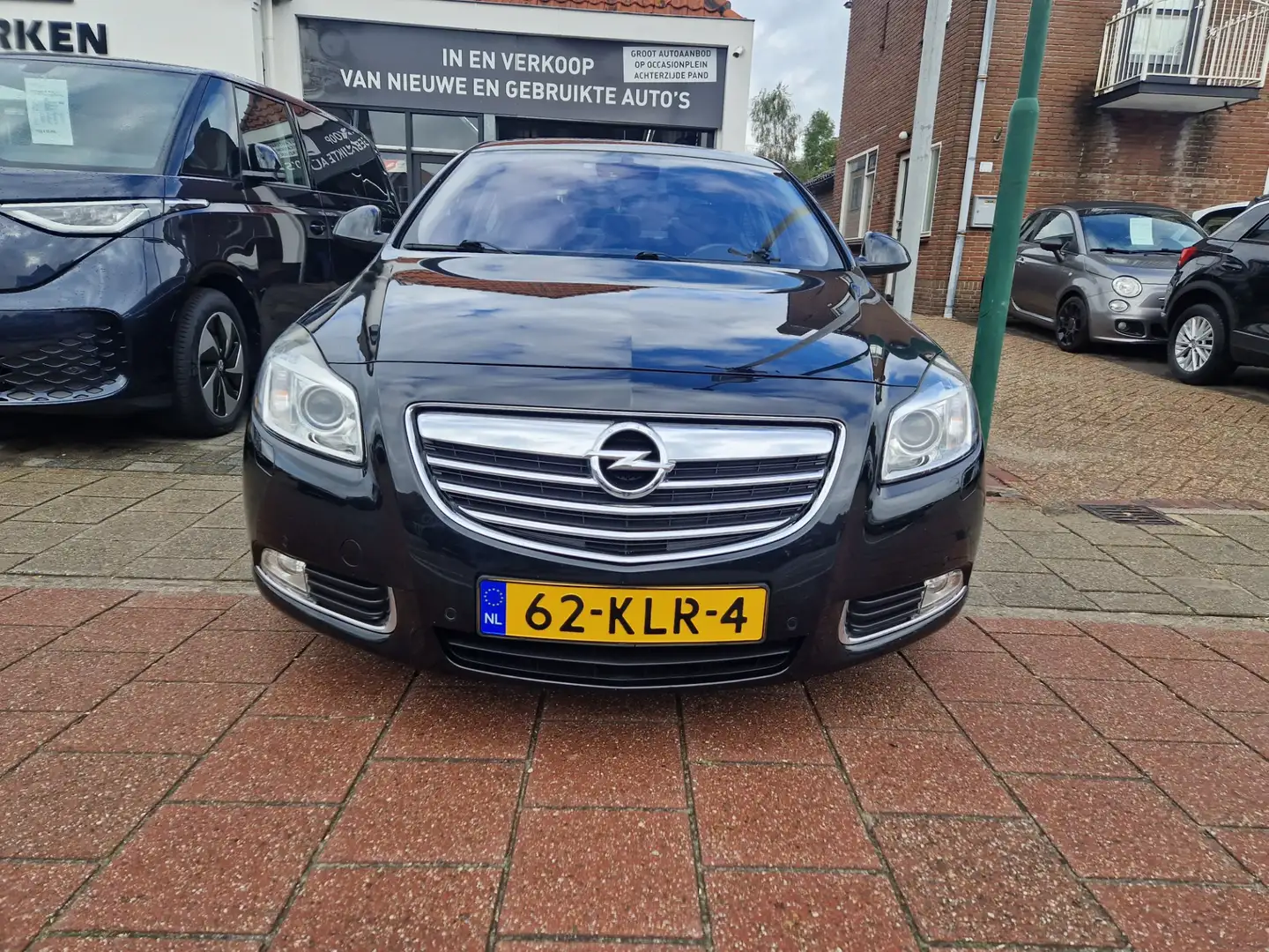 Opel Insignia 1.8 Cosmo, Climate control,Cruise control,Parkeers Czarny - 2