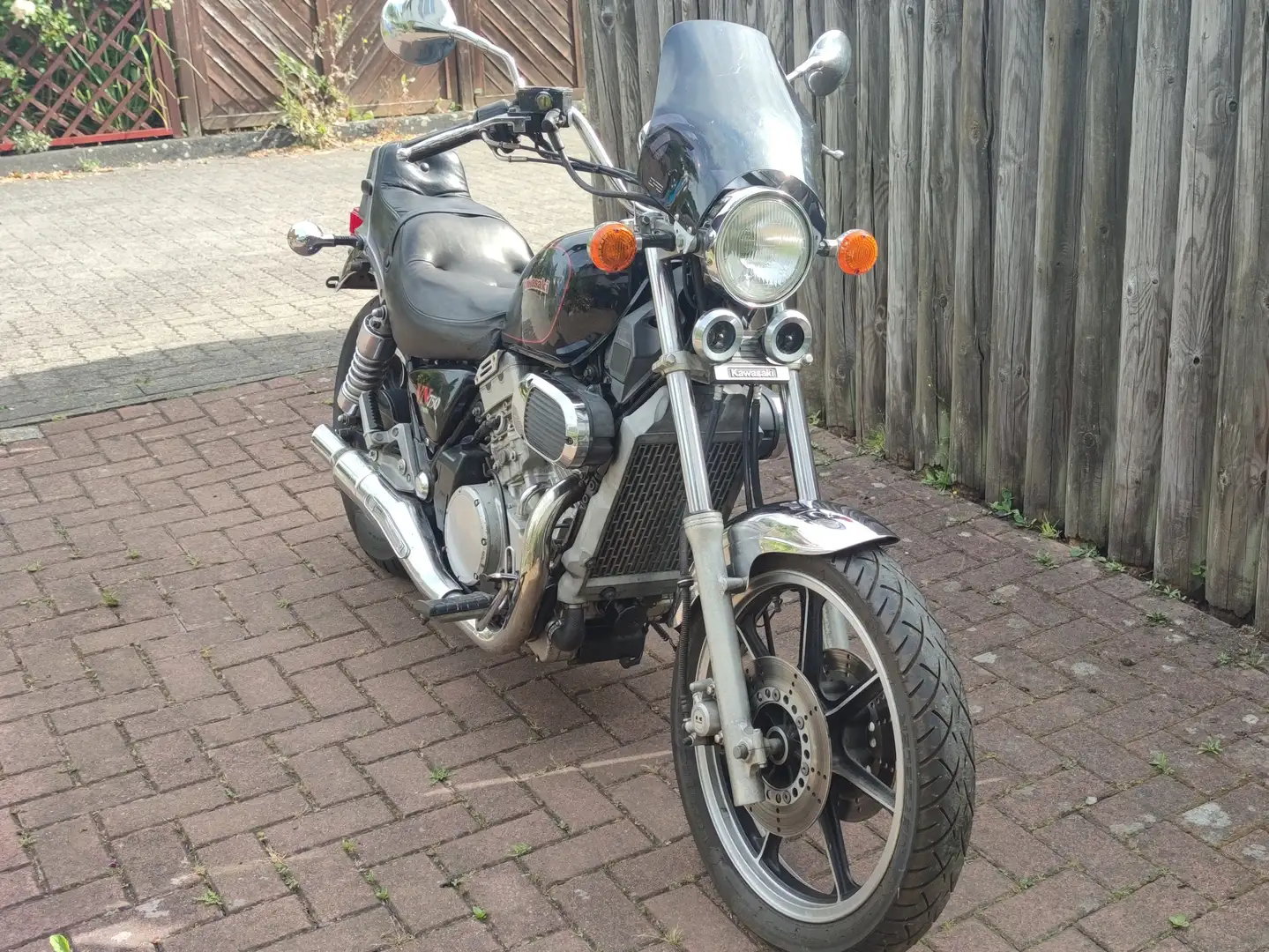 Kawasaki VN 750 Twin Negro - 1
