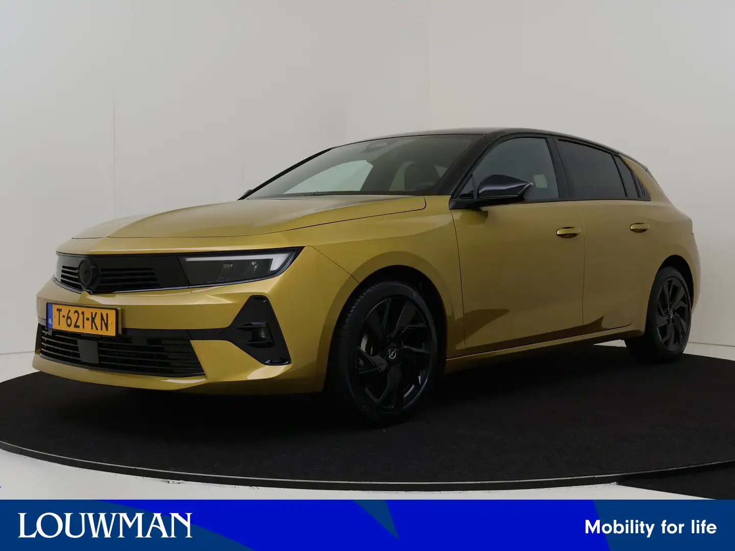 Opel Astra 1.2 Level 4 | NU VAN € 40.400,- VOOR € 30.950,- RI Geel - 1