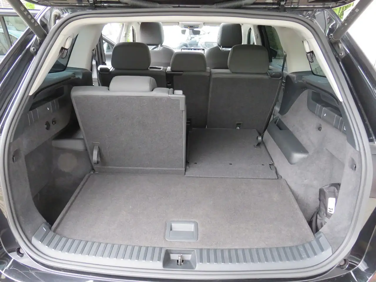 Skoda Kodiaq DSG mHEV NAVI PANORAMA MATRIX LED DYNAMIC LIGHT AS, миниатюра 17