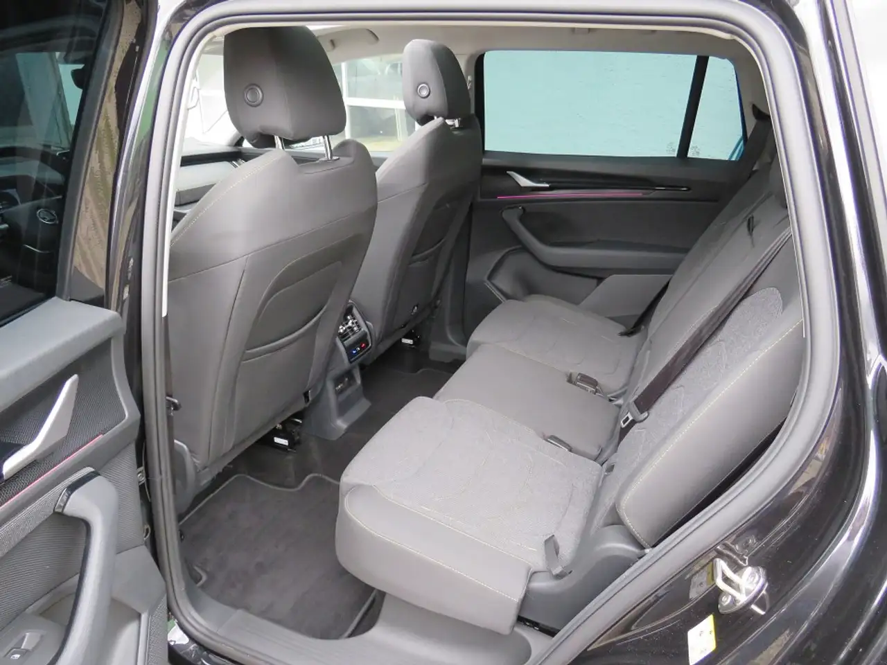 Skoda Kodiaq DSG mHEV NAVI PANORAMA MATRIX LED DYNAMIC LIGHT AS, миниатюра 15