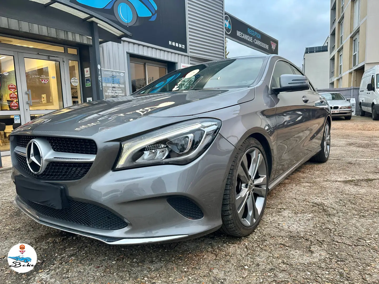 Mercedes-Benz CLA 200 200 d 7G-DCT Sensation Gris - 1
