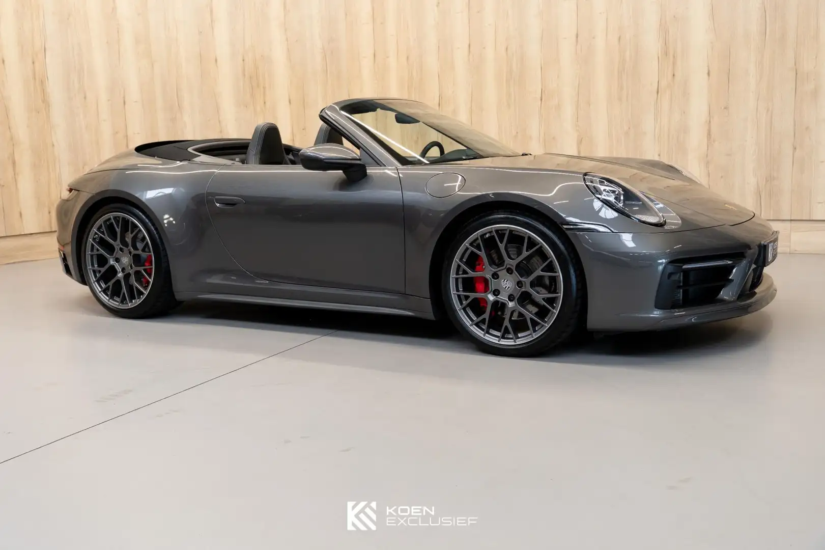 Porsche 992 Cabrio 992 3.0 Carrera 4 S (2019) Sport Design, ac Gris - 2