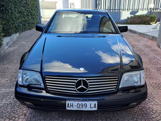 Mercedes-Benz SL 320