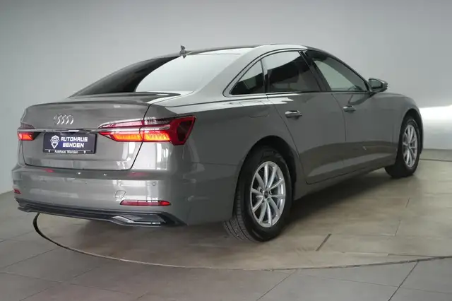 Audi A6 view 4