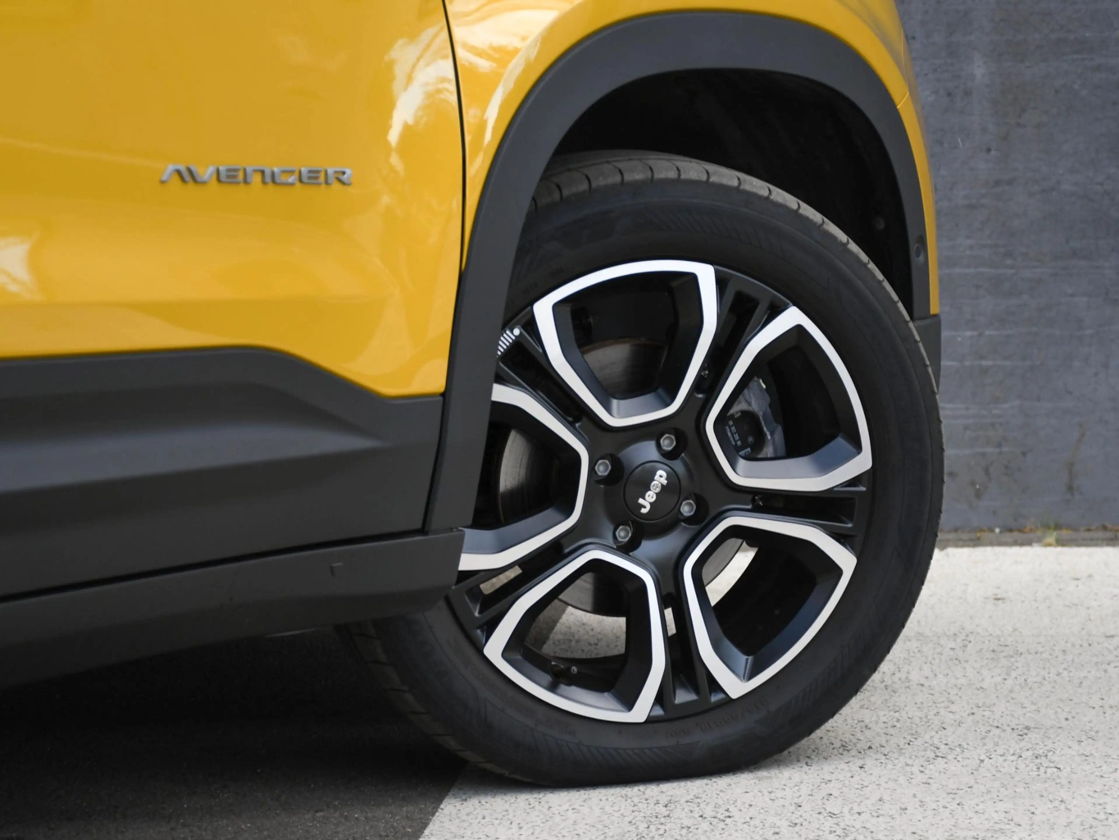Jeep Avenger Summit 1.2 e-Hybrid 110pk Automaat JBL | ADAP. CRU — photo 7