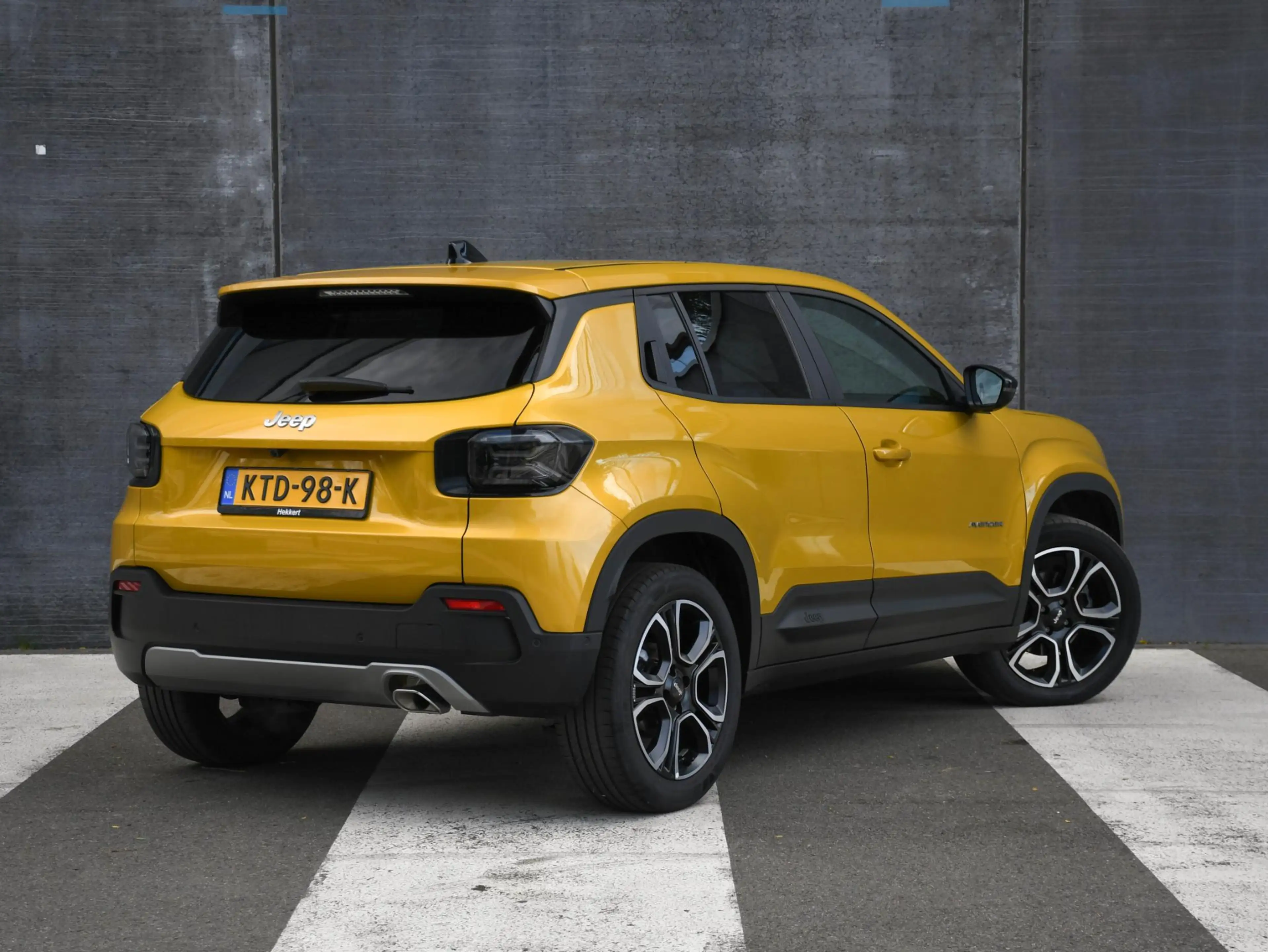 Jeep Avenger Summit 1.2 e-Hybrid 110pk Automaat JBL | ADAP. CRU — photo 5