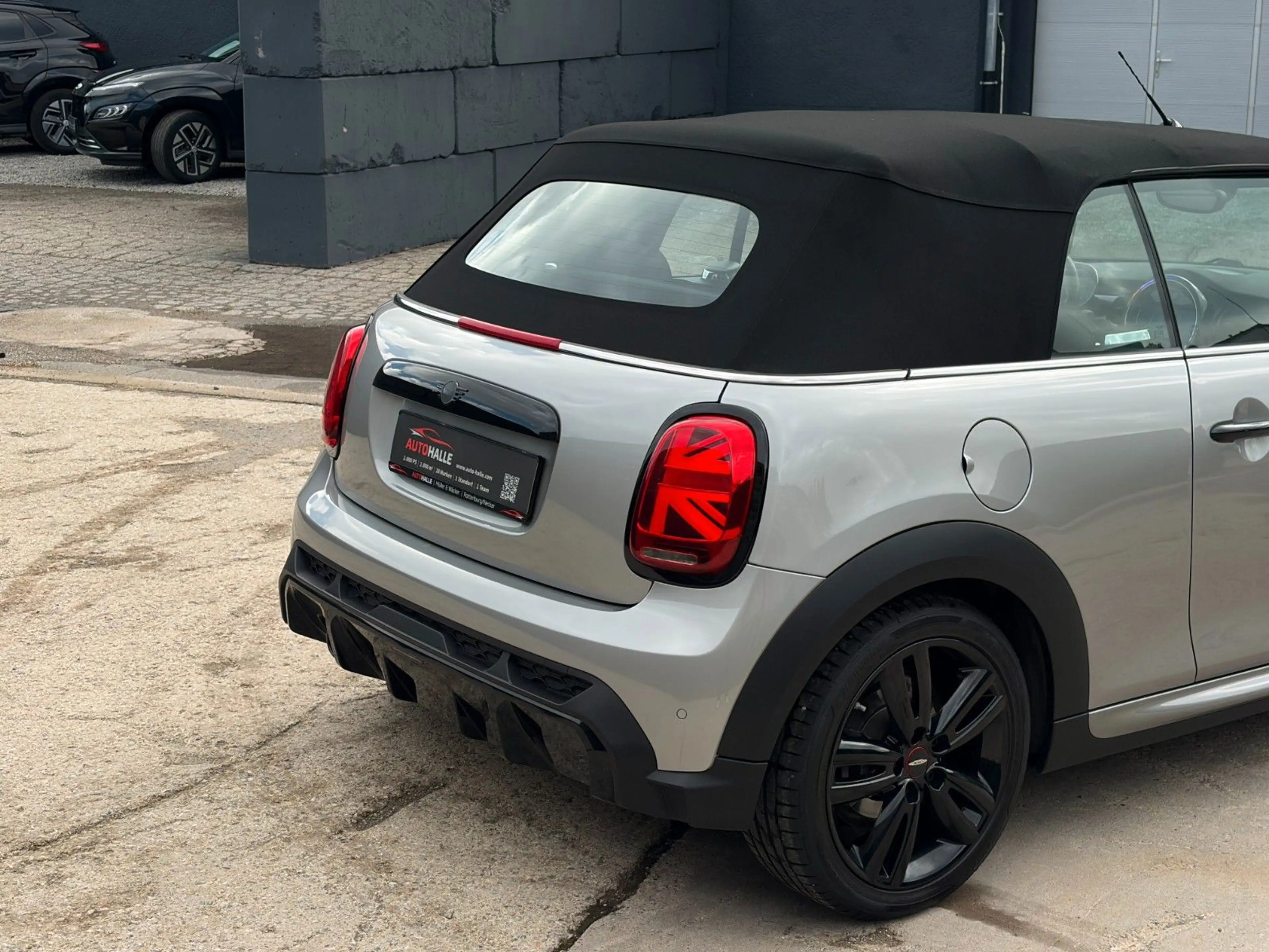 MINI Cooper Cabrio JCW-Trim CarPlay Navigation LHZ — photo 11