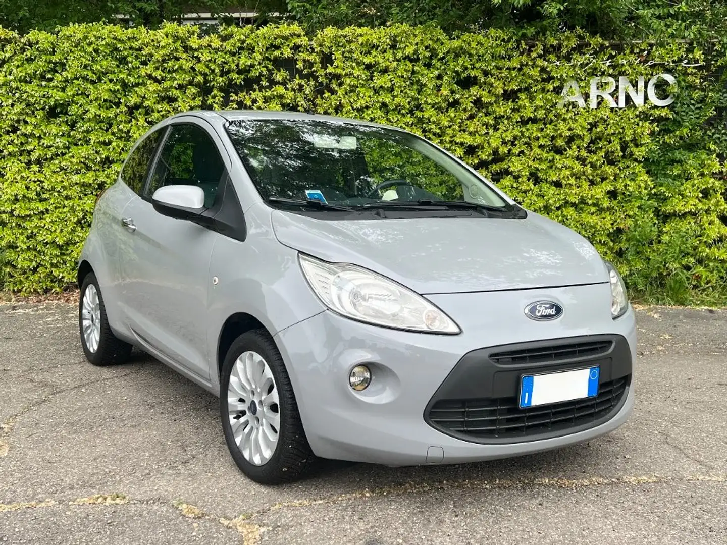 Ford Ka/Ka+ 1.2 8V 69CV Titanium Grau - 1