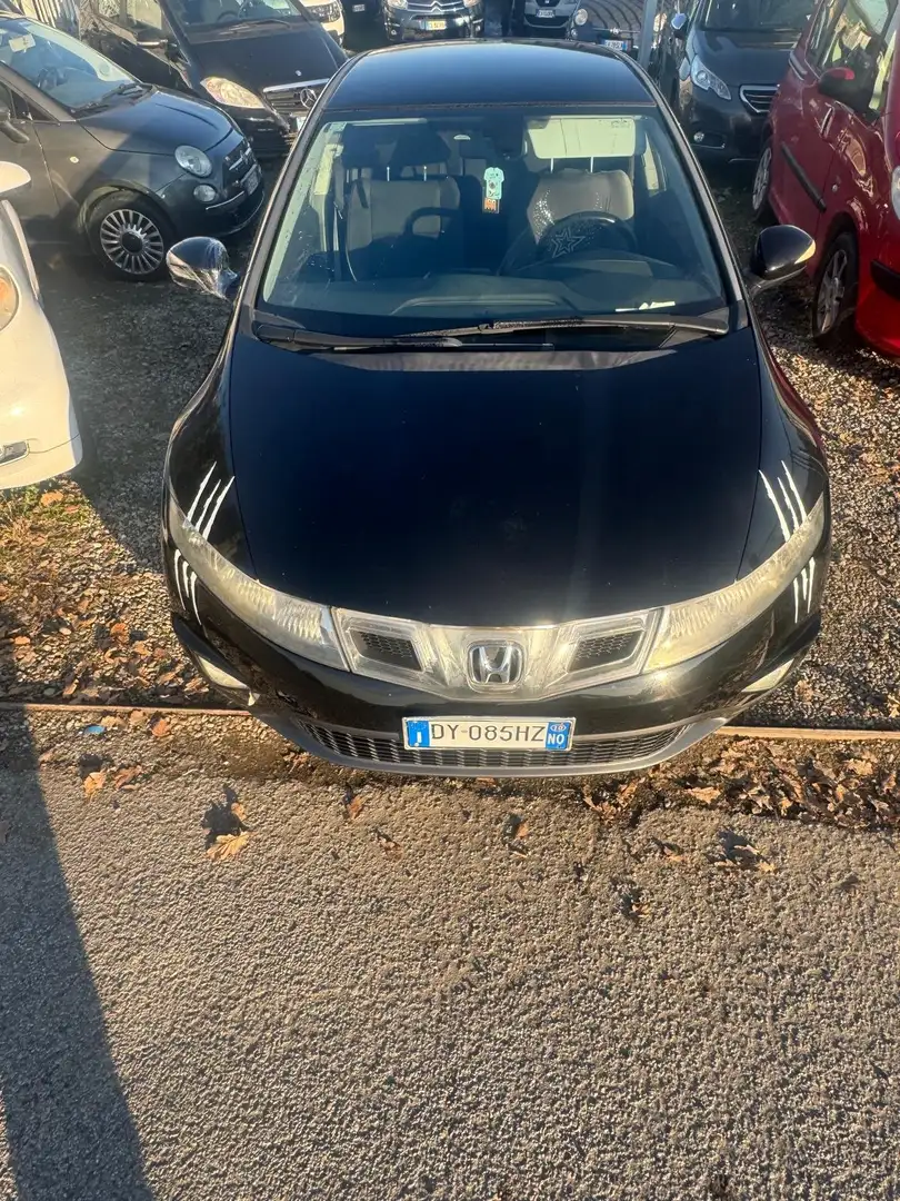 Honda Civic Civic VIII 2006 5p 1.4 i-vtec Elegance Schwarz - 2