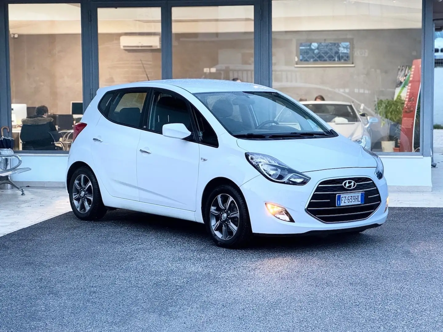 Hyundai iX20 1.6 GPL 124CV E6 - 2019 Wit - 1