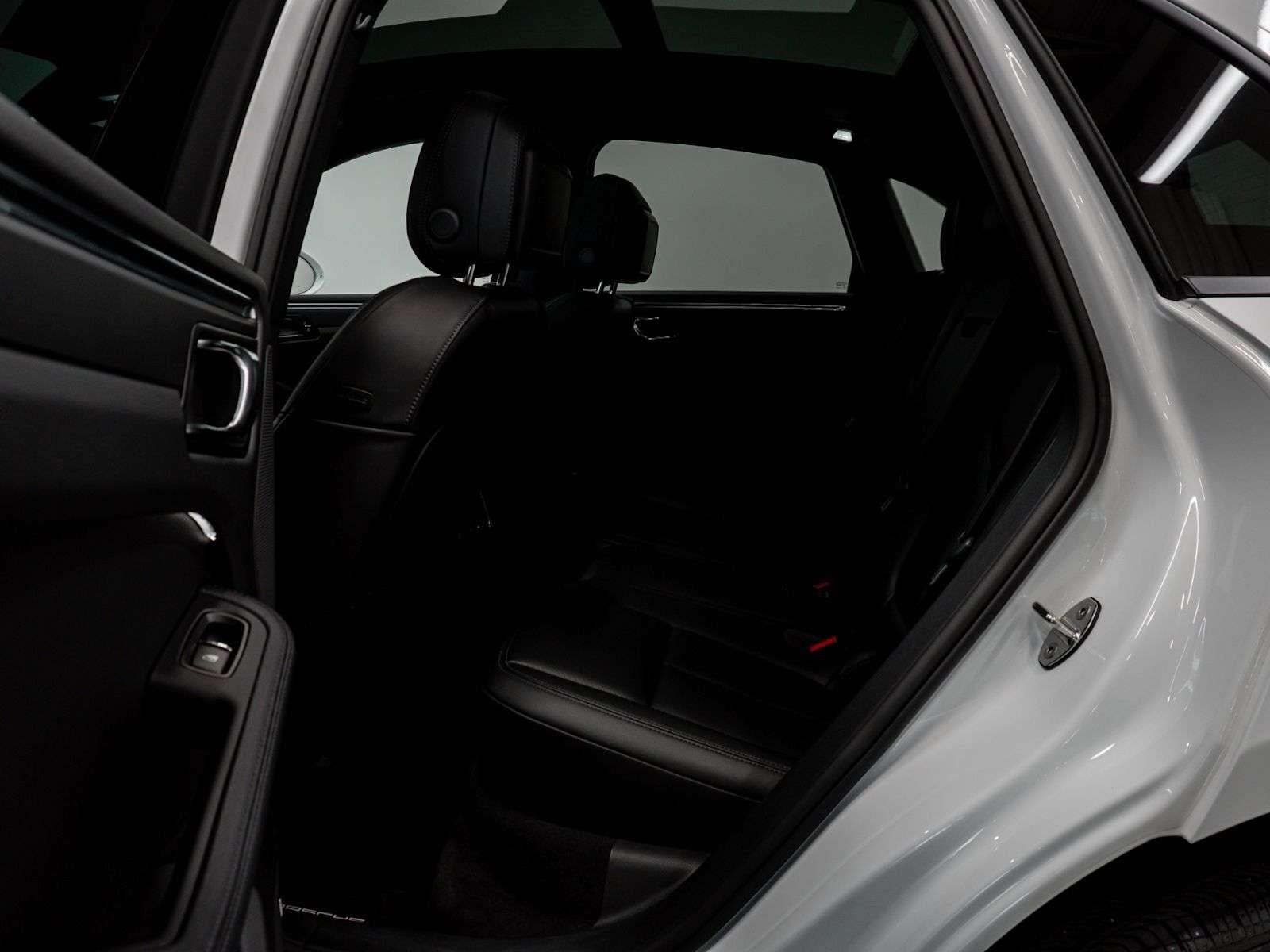 2025 Porsche Macan | Full Front PPF, Low Mileage, Premium Package Plu thumb 19