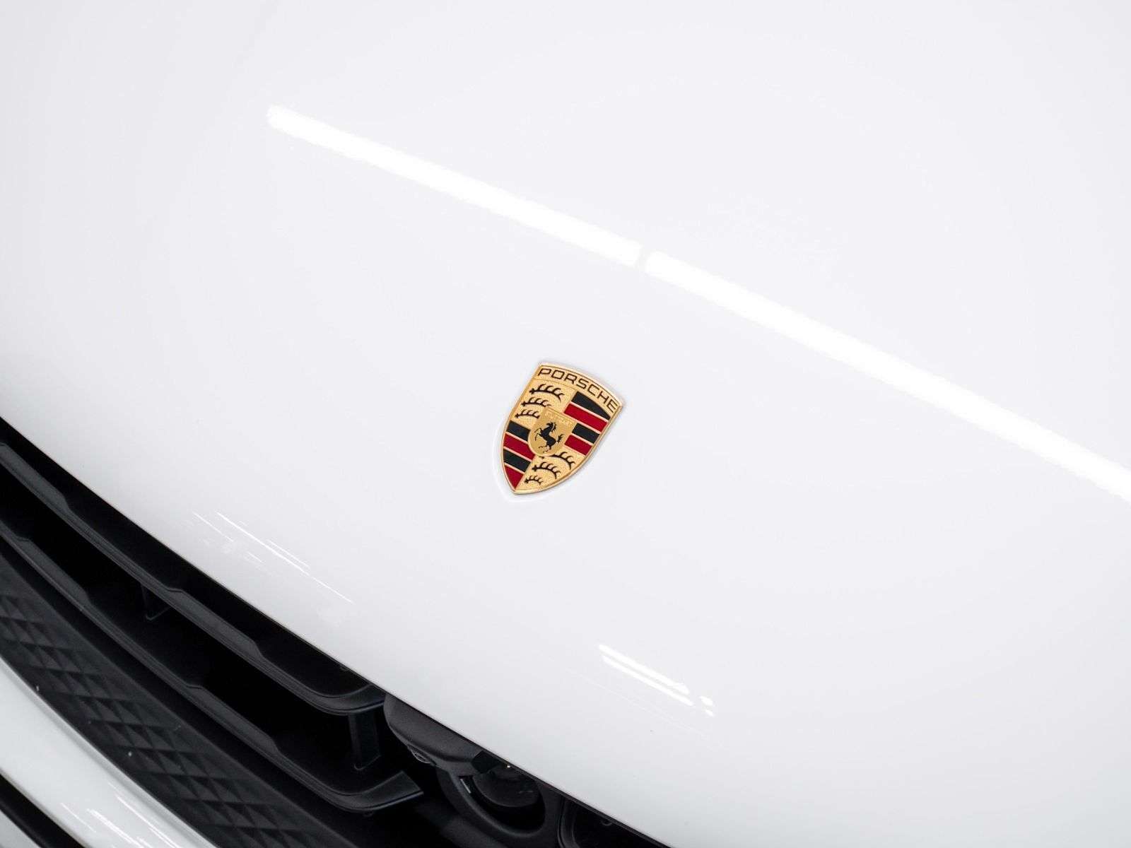 2025 Porsche Macan | Full Front PPF, Low Mileage, Premium Package Plu thumb 10