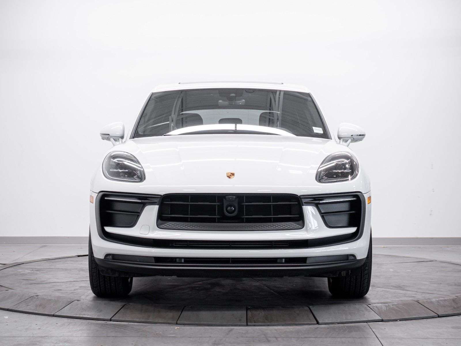 2025 Porsche Macan | Full Front PPF, Low Mileage, Premium Package Plu thumb 8
