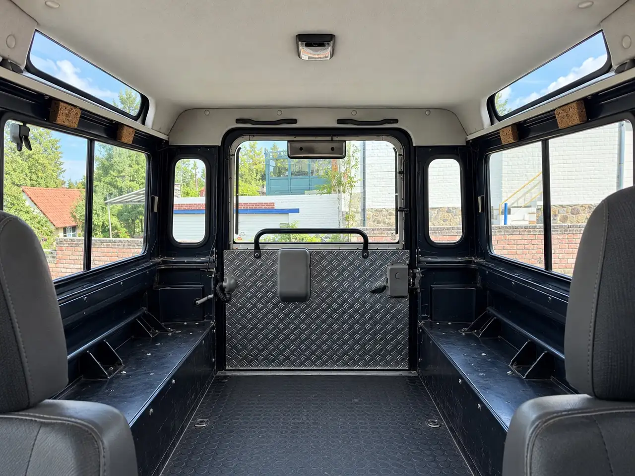 Land Rover Defender 2.5 Td5 90, foto 4