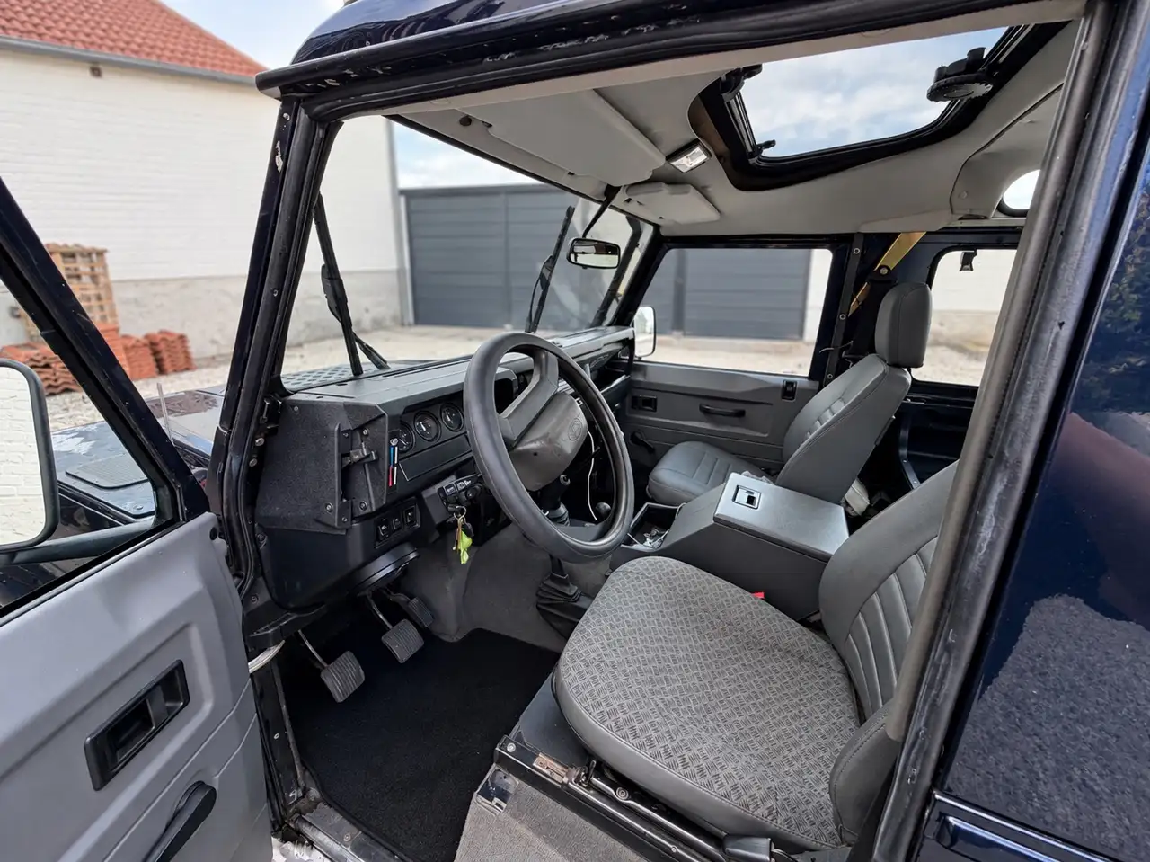 Land Rover Defender 2.5 Td5 90, foto 3