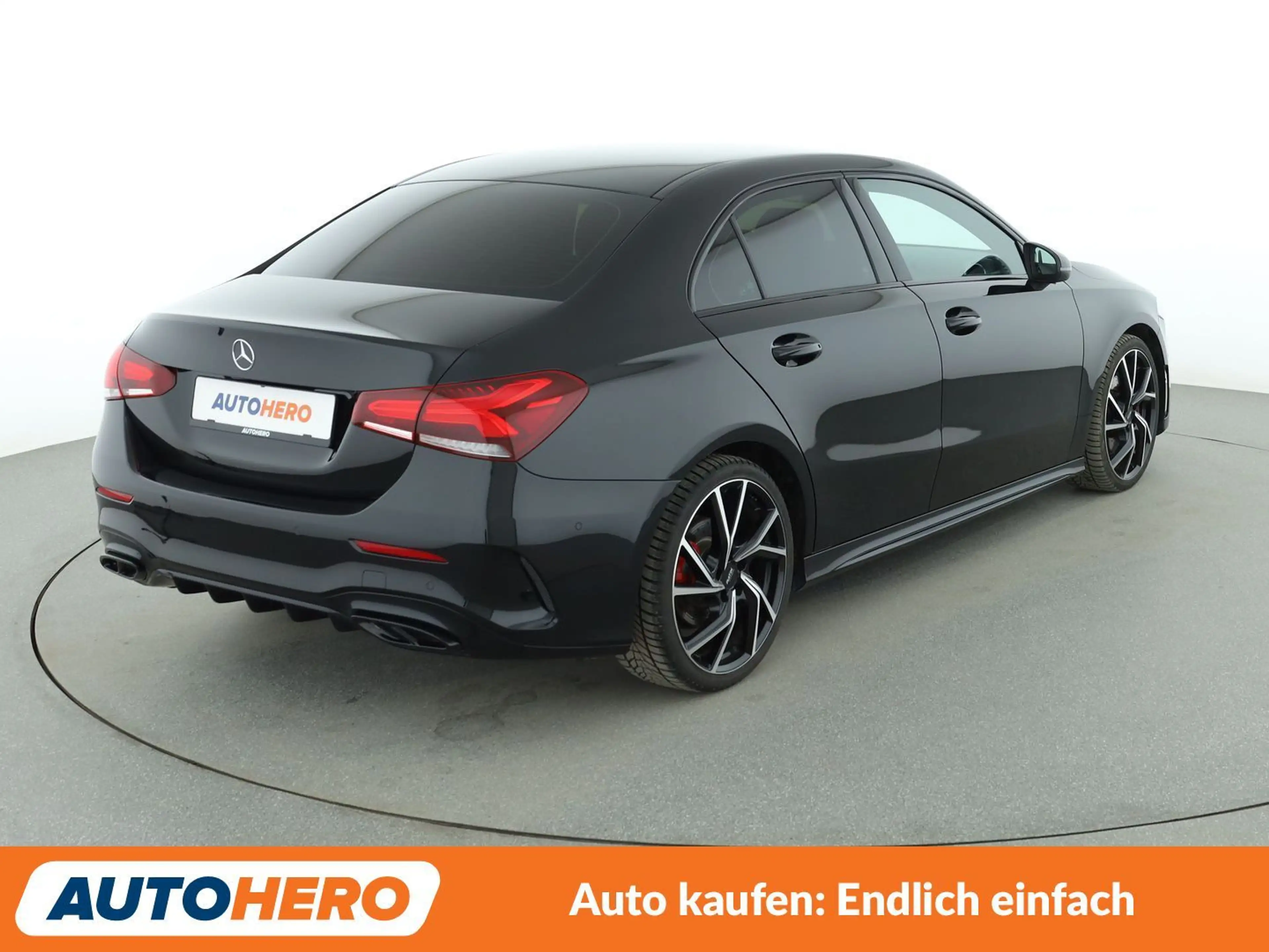 Mercedes-Benz A 220 AMG Line Aut.*LED*NAVI*TEMPO*PDC*SHZ*KLIMA* — photo 6