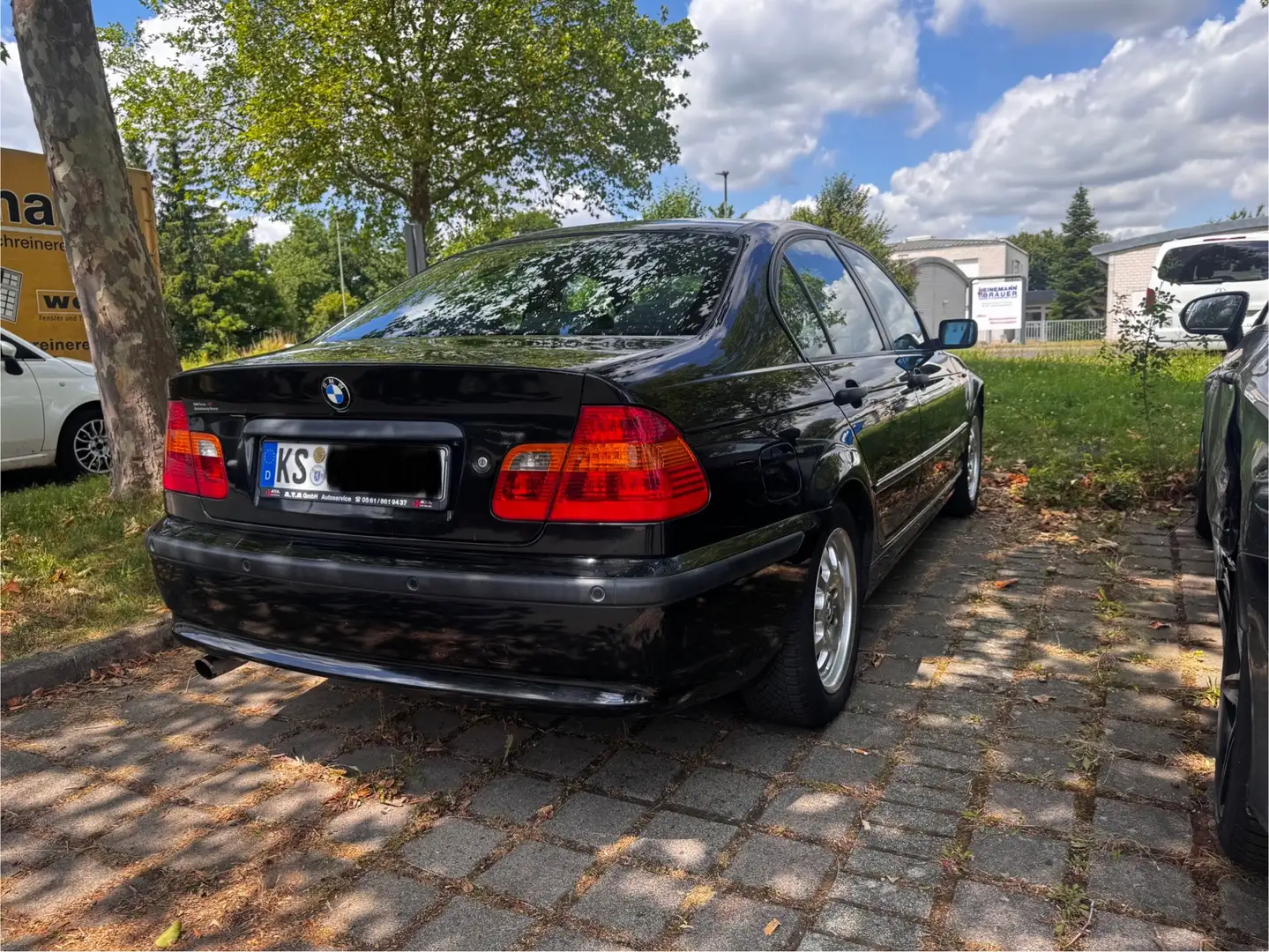 BMW 318 318i - 1