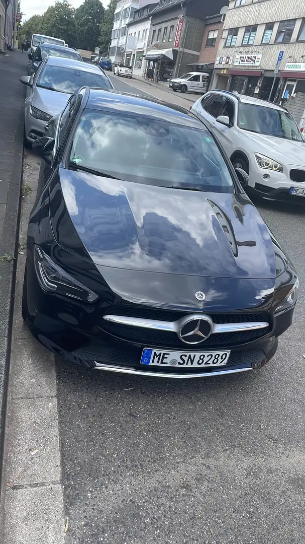 Mercedes-Benz CLA 180 CLA 180 (118.684) Schwarz - 1