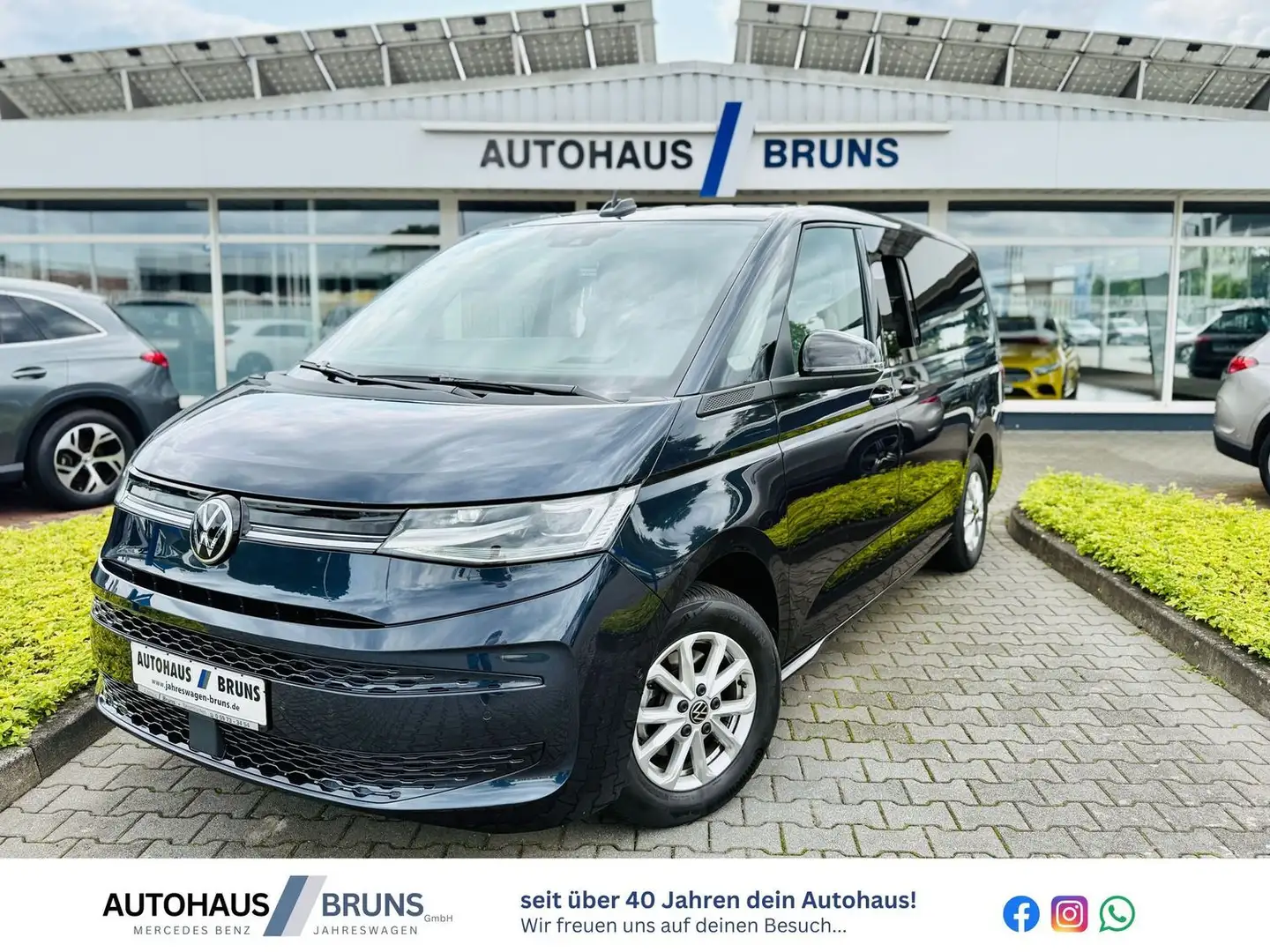 Volkswagen T7 Multivan 2,0 TDI LANG, 7-Sitze, DSG, LED, AHK, Navi, SHZ, Blau - 1