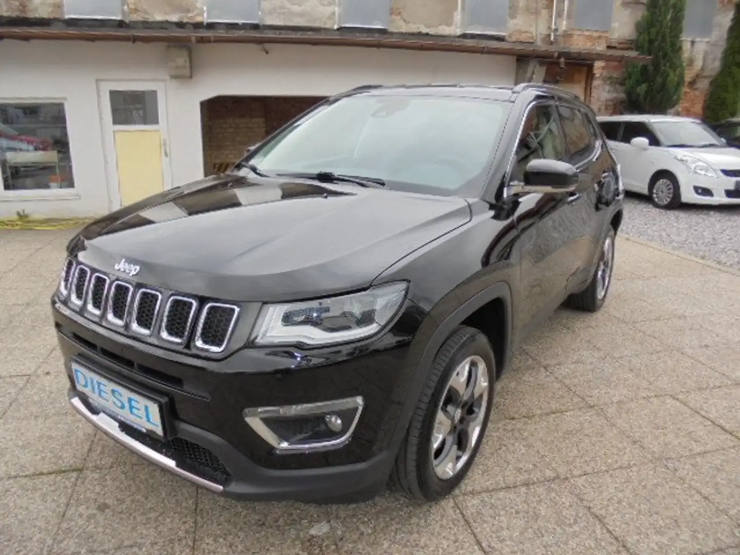 Jeep Compass Schwarz - 1