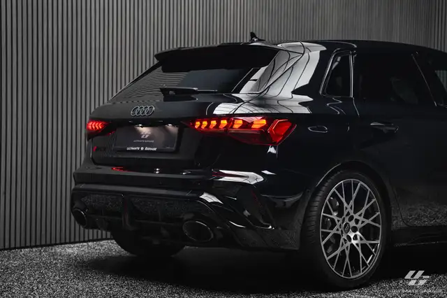Audi RS3 view 10