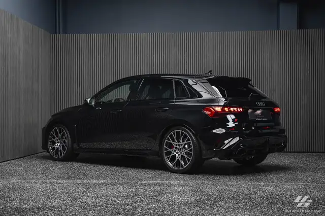 Audi RS3 view 8