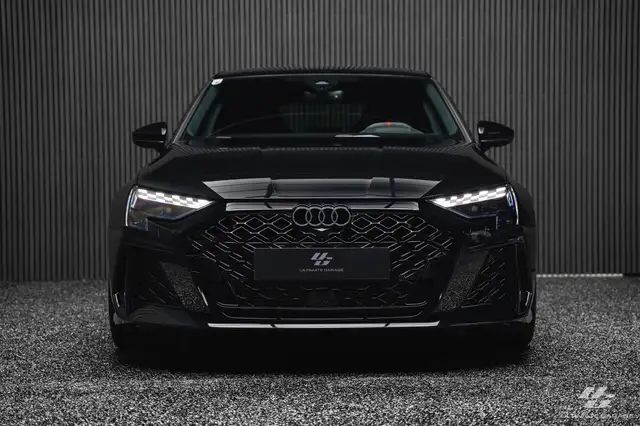 Audi RS3 view 3