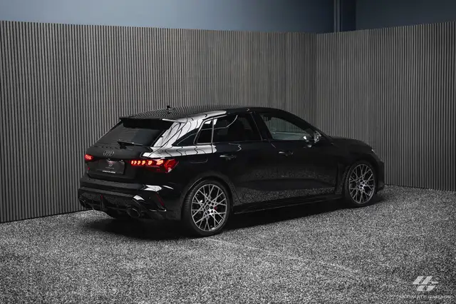Audi RS3 view 7