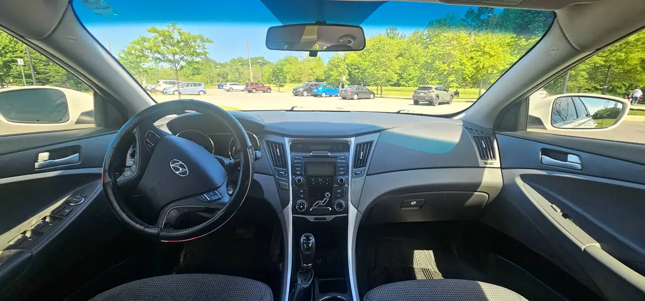 Hyundai SONATA photo Hyundai SONATA
